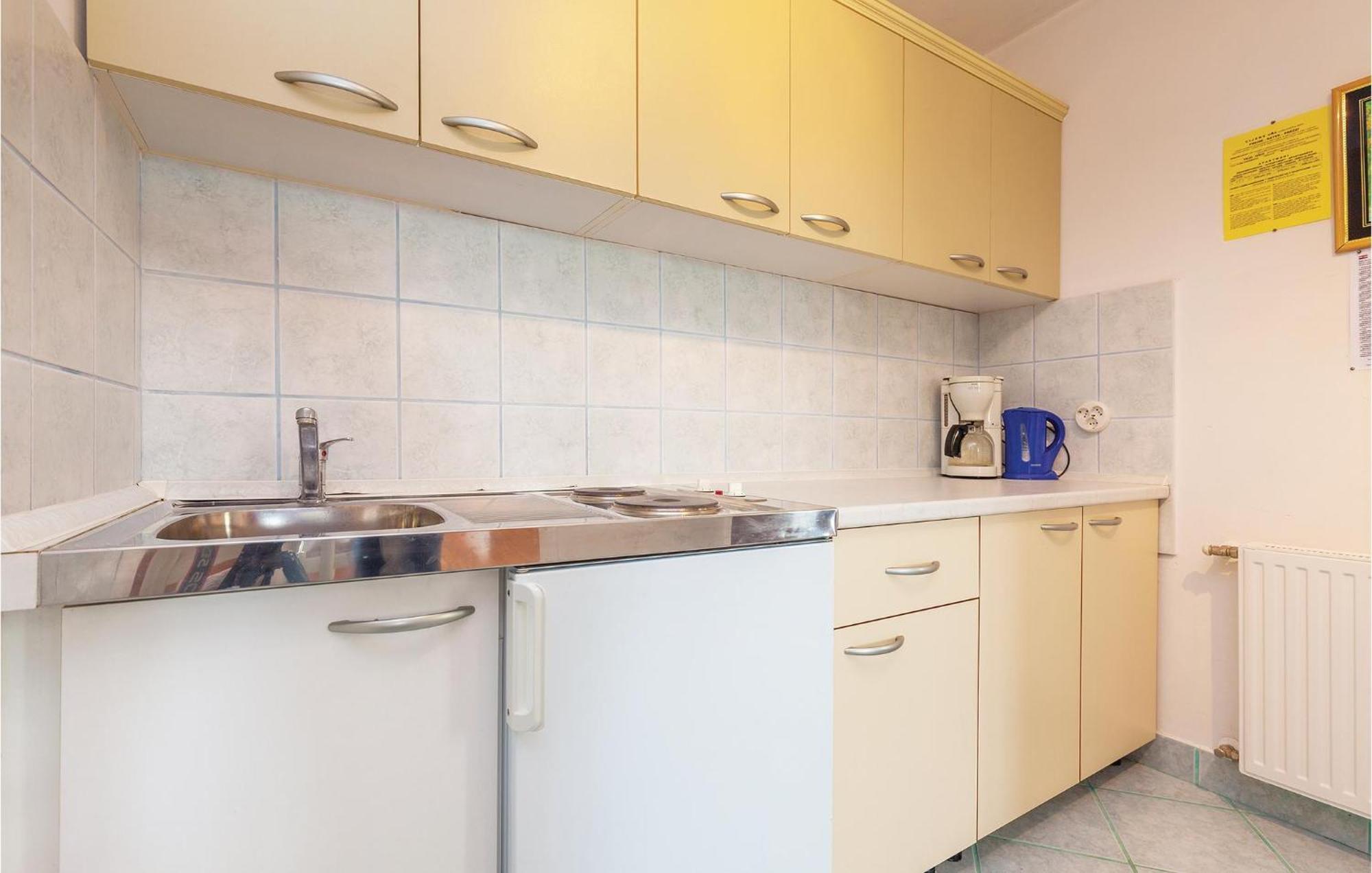Stunning Apartment In Crikvenica With Wifi Eksteriør billede